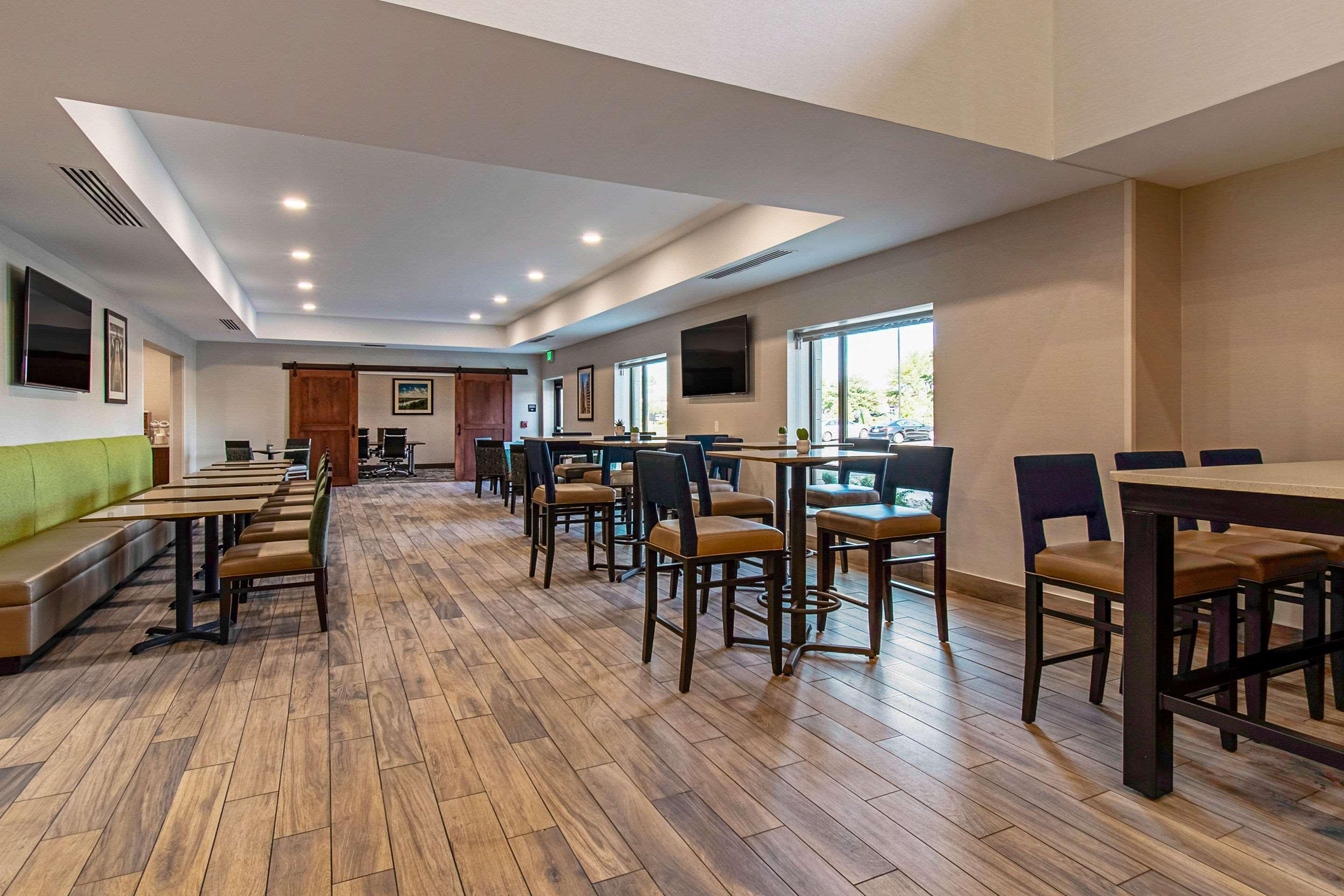 Comfort Suites Grove City Extérieur photo